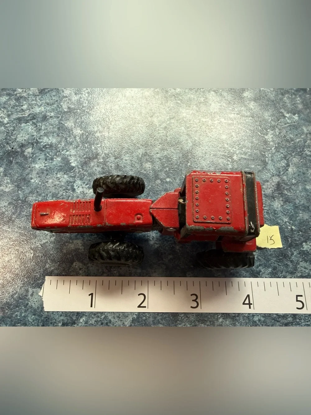 Vintage ERTL 1/64 International Harvester 6388 2+2 Tractor with Round Baler